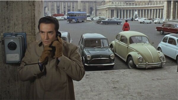 Visuel de L'Homme à la Ferrari