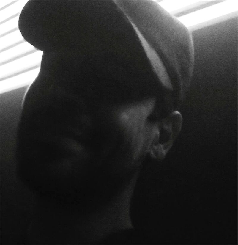 Réalisateur Mesbah Mohamed